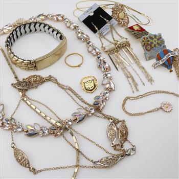 Mixed Jewelry & Pins, 10+ Pieces