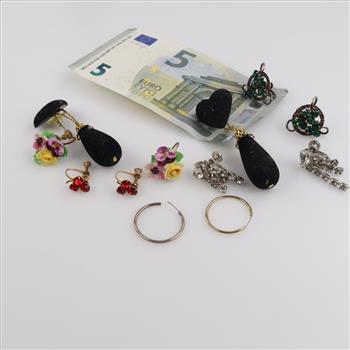 Mixed Jewelry With 5 Euros, 5+ Items