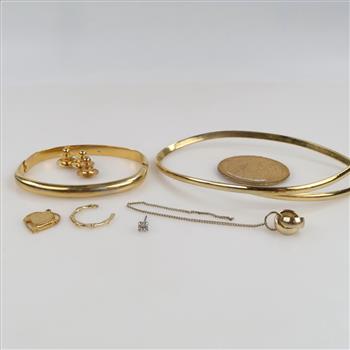 Mixed Jewelry With Token, 8 Pieces