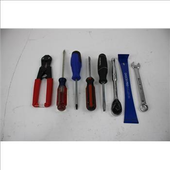 Mixed Tool Lot - Rachet, Combination Wrench, Hex Keys, And More