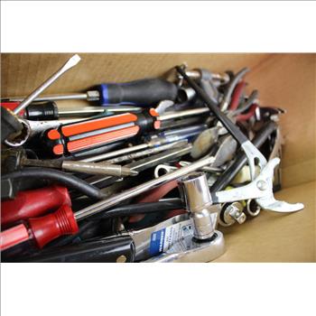 Mixed Tool Lot - Stanley, Snap-On Screwdrivers, Warner Putty Knife, And More
