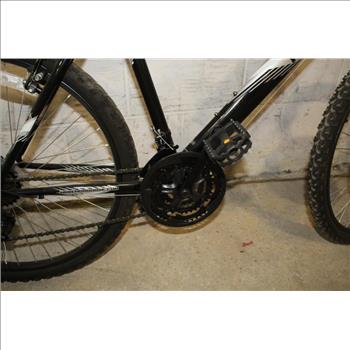Mongoose Estate Mountain Bike