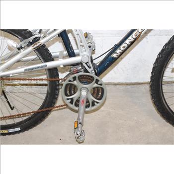 Mongoose GSX 9.0 Mountain Bike