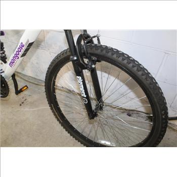 Mongoose Ledge 2.1 Mountain Bike