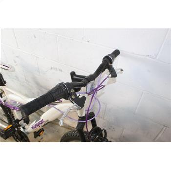 Mongoose Ledge 2.1 Mountain Bike