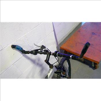 Mongoose Ledge 2.1 Mountain Bike