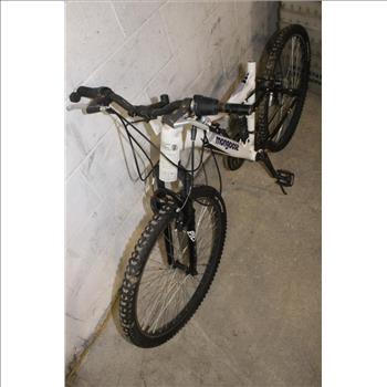 Mongoose Ledge 2.1 Mountain Bike