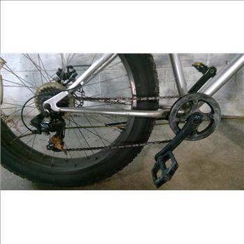 Mongoose Malus Mountain Bike