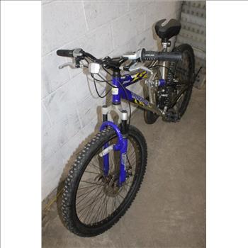 Mongoose XR 200 Mountain Bike