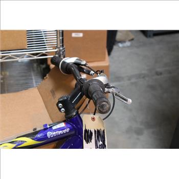 Mongoose XR200 Mountain Bike