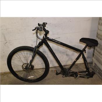 Motobecane Fantom 29 Mountain Bike