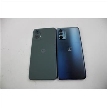 Motorla, 1+ Cell Phone Lot, 2 Pieces, Sold For Parts