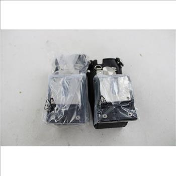 Motorola, BEE Cases For Radios, 2 Pieces