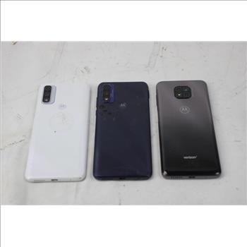 Motorola Cell Phone Lot, 3 Pieces, Sold For Parts