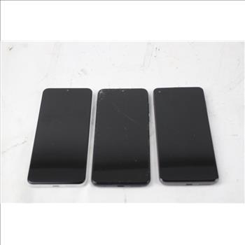 Motorola Cell Phone Lot, 3 Pieces, Sold For Parts