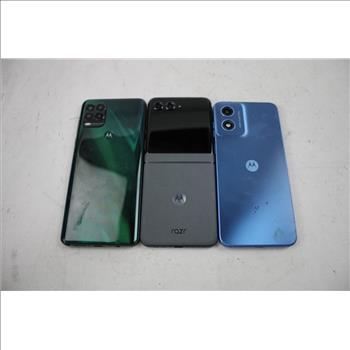 Motorola Cell Phone Lot, 3 Pieces, Sold For Parts