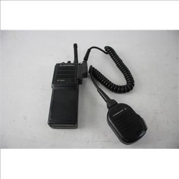 Motorola MT 2000 Flashport Radio Sets, 2+ Pieces