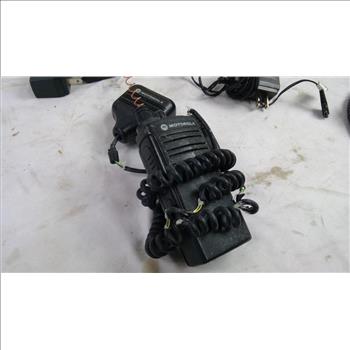 Motorola Radios And Charging Base Bulk Lot - 6 Pieces