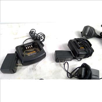 Motorola Radios And Charging Base Bulk Lot - 6 Pieces