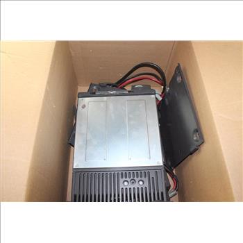 Motorola VHF Maratrac Mobile Channel Radio, 3 Pieces