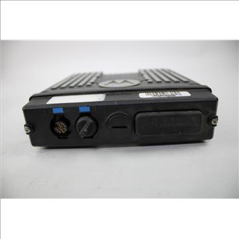 Motorola XTL 2500 Car Stereo With Head Unit