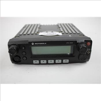 Motorola XTL 2500 Digital Mobile Radio
