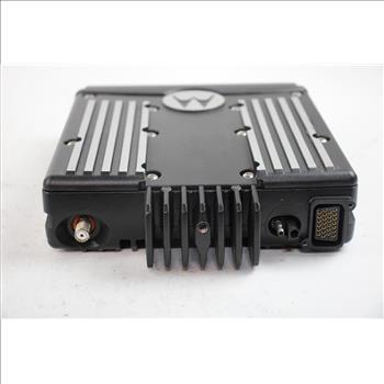 Motorola XTL 2500 Mobile Radio