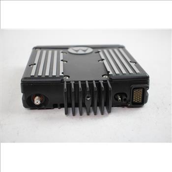 Motorola XTL 2500 Mobile Radio