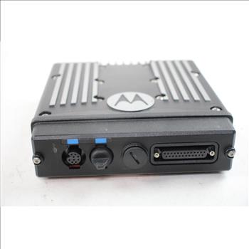 Motorola XTL 2500 Mobile Radio