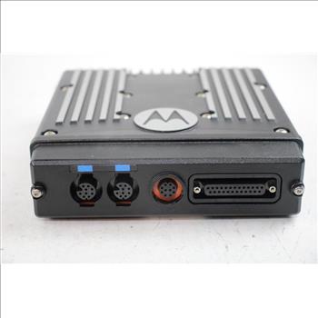 Motorola XTL 2500 Mobile Radio