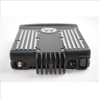 Motorola XTL 2500 Mobile Radio