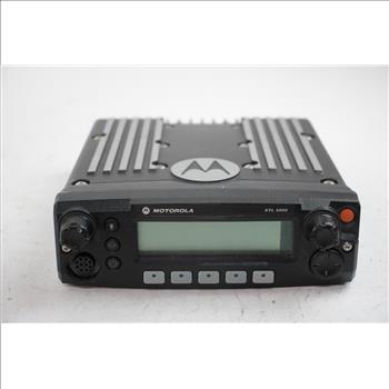 Motorola XTL 2500 Mobile Radio