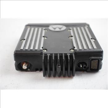 Motorola XTL 2500 Mobile Radio