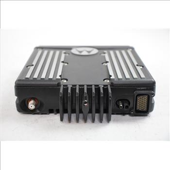 Motorola XTL 2500 Mobile Radio