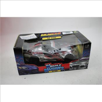 Muscle Machines 1:18 Scale Die Cast Muscle Tuner '04 35oz