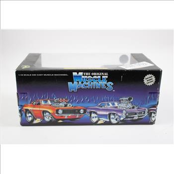 Muscle Machines '70 Cuda 1:18 Scale