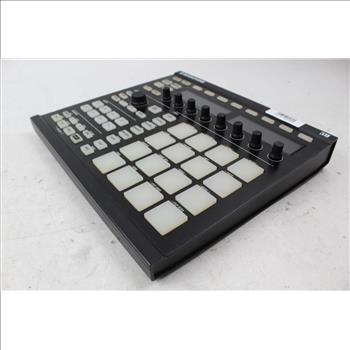 Native Instruments Maschine MK2 Groove Production Studio, Black