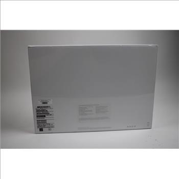New Apple Macbook Pro 15