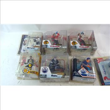 NHL Collectible Figurines 7 Pieces