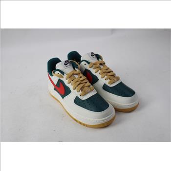 Nike Air Force 1, Size 6