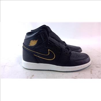 Nike Air Jordan 1 Retro High Og Size 5.5