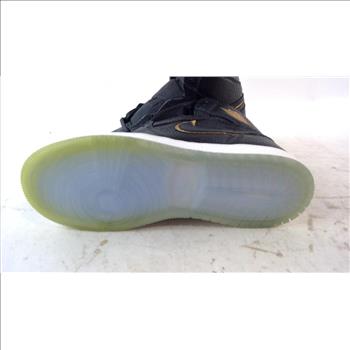 Nike Air Jordan 1 Retro High Og Size 5.5