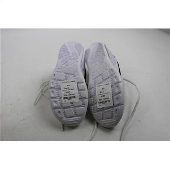 Nike Air Max Oketo, Size 5 Sneakers