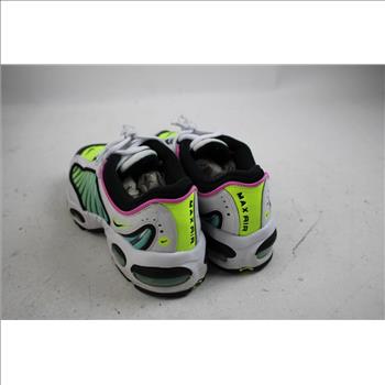 Nike Air Max Tailwind 4 (GS) 'White China Rose', Size 7Y