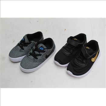 Nike Boy Toddler Shoes, Size 9C, 2 Pieces