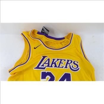 Nike Jersey Size M