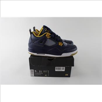 Nike Jordan, Youth Size 7Y Sneakers