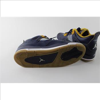 Nike Jordan, Youth Size 7Y Sneakers