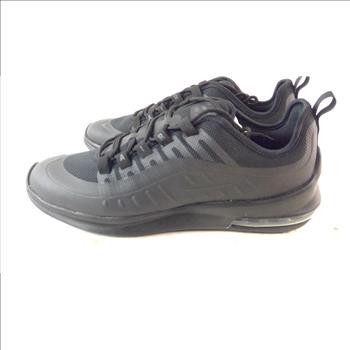 Nike Mens Air Max Axis Size 10