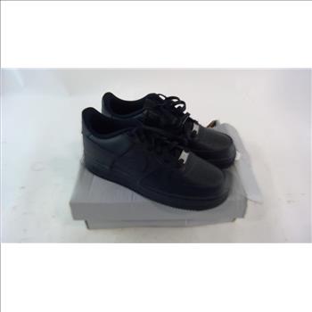Nike Mens Shoes, Size 7y